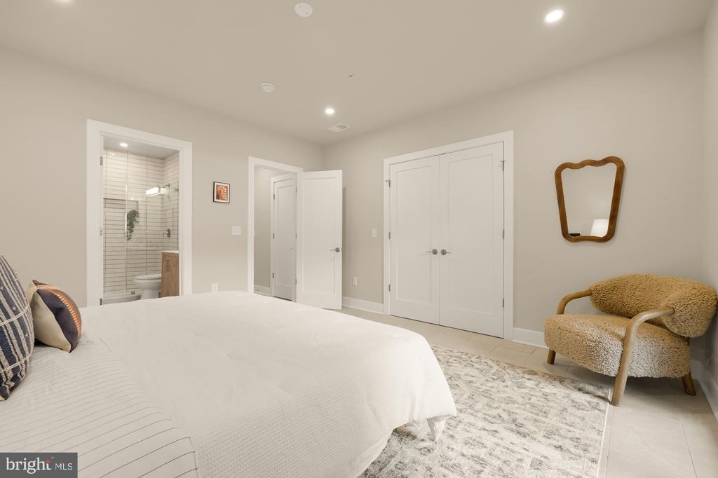 1128 Morse Street Ne - Photo 13