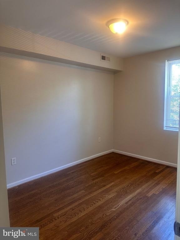 1913 Rosedale Street Ne - Photo 3