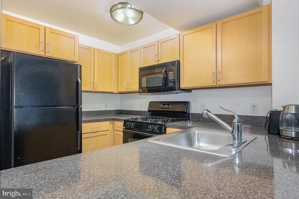 800 4th Street Sw - Photo 7