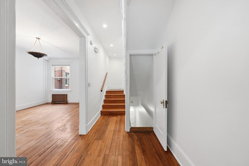 1419 Monroe Street Nw - Photo 3