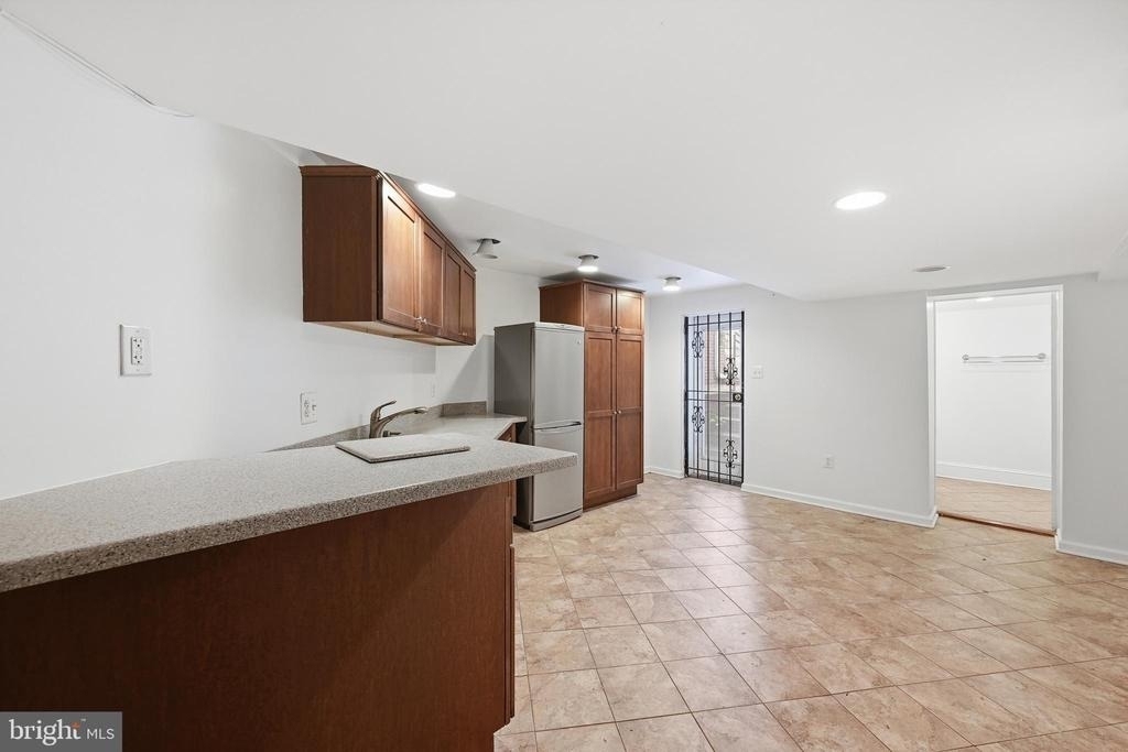 1419 Monroe Street Nw - Photo 27