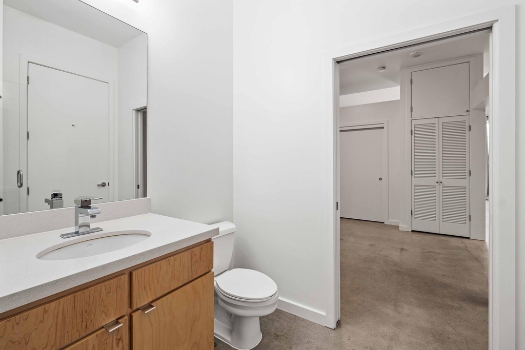 507 Sabine St - Photo 12