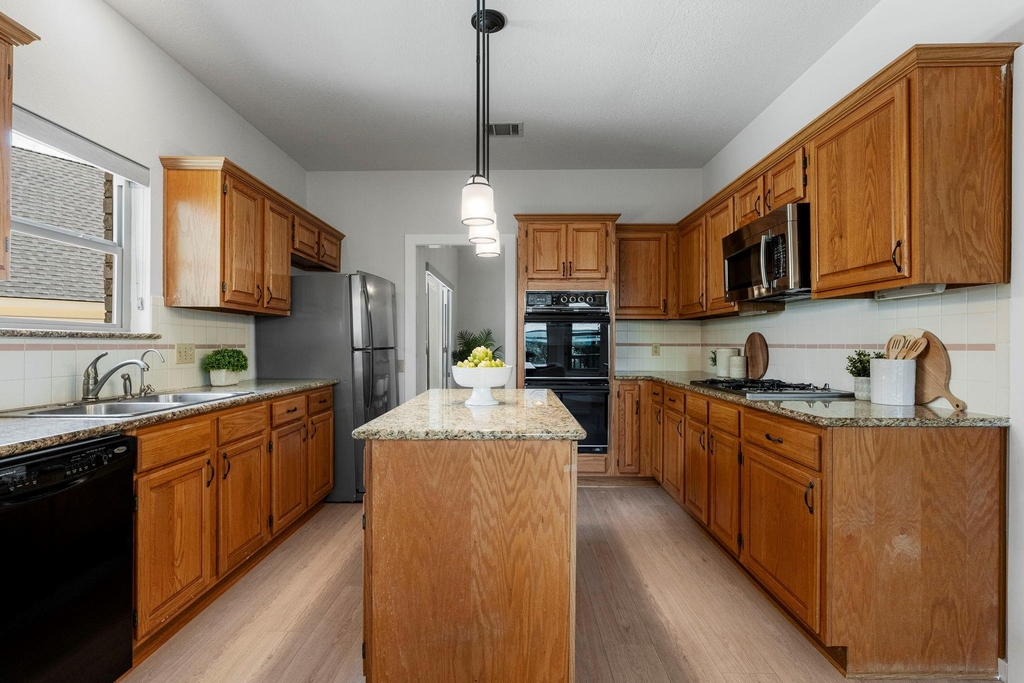6304 Walebridge Ln - Photo 4