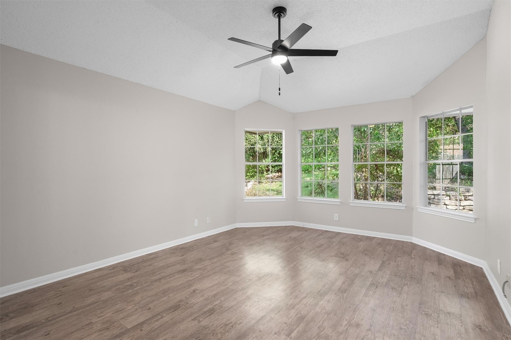 3503 Latimer Dr - Photo 16
