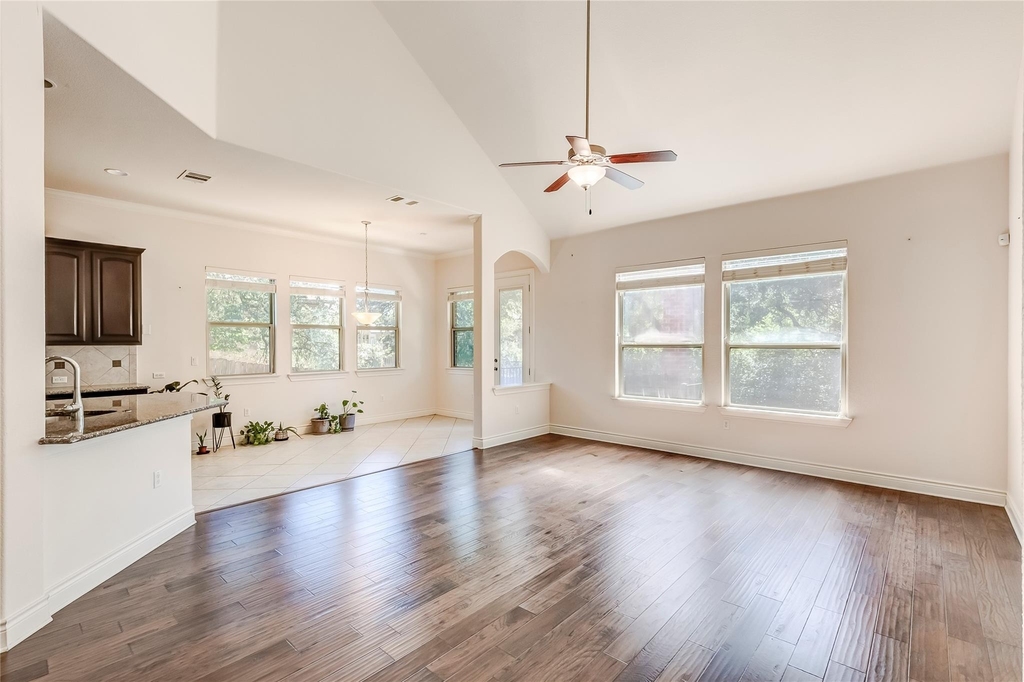 15517 Bended Knee Dr - Photo 10