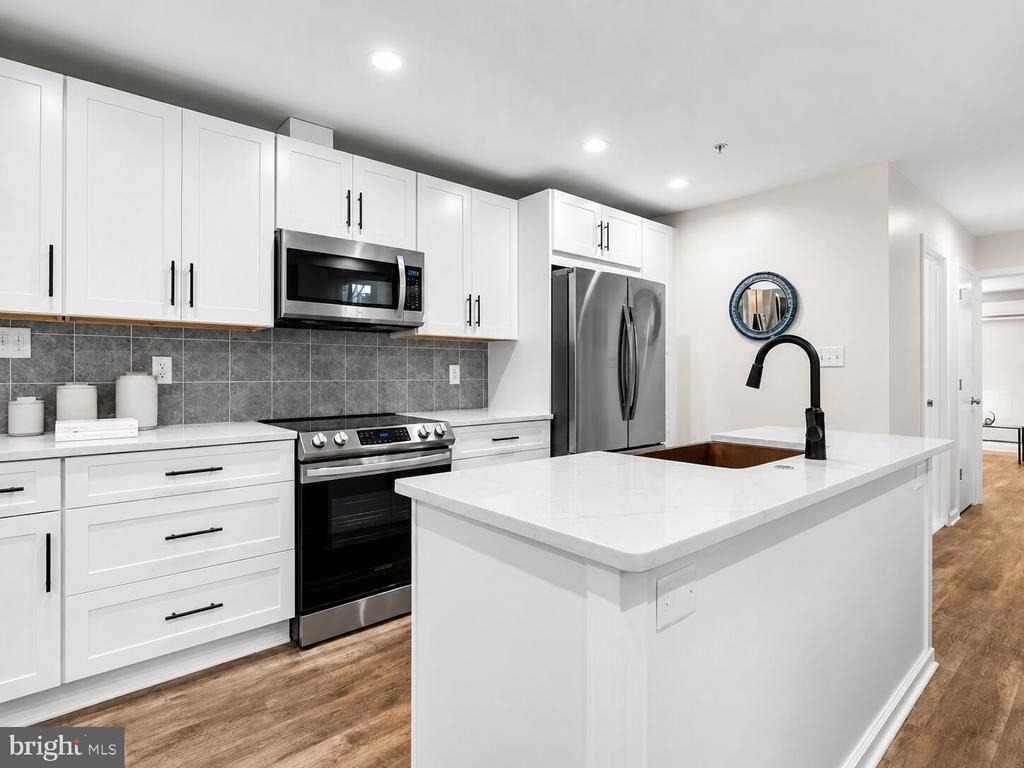 1625 1st Street Ne - Photo 3