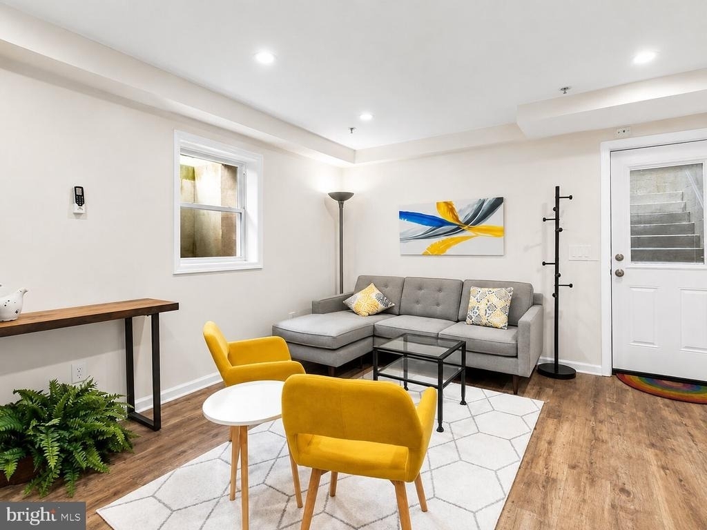 1625 1st Street Ne - Photo 4