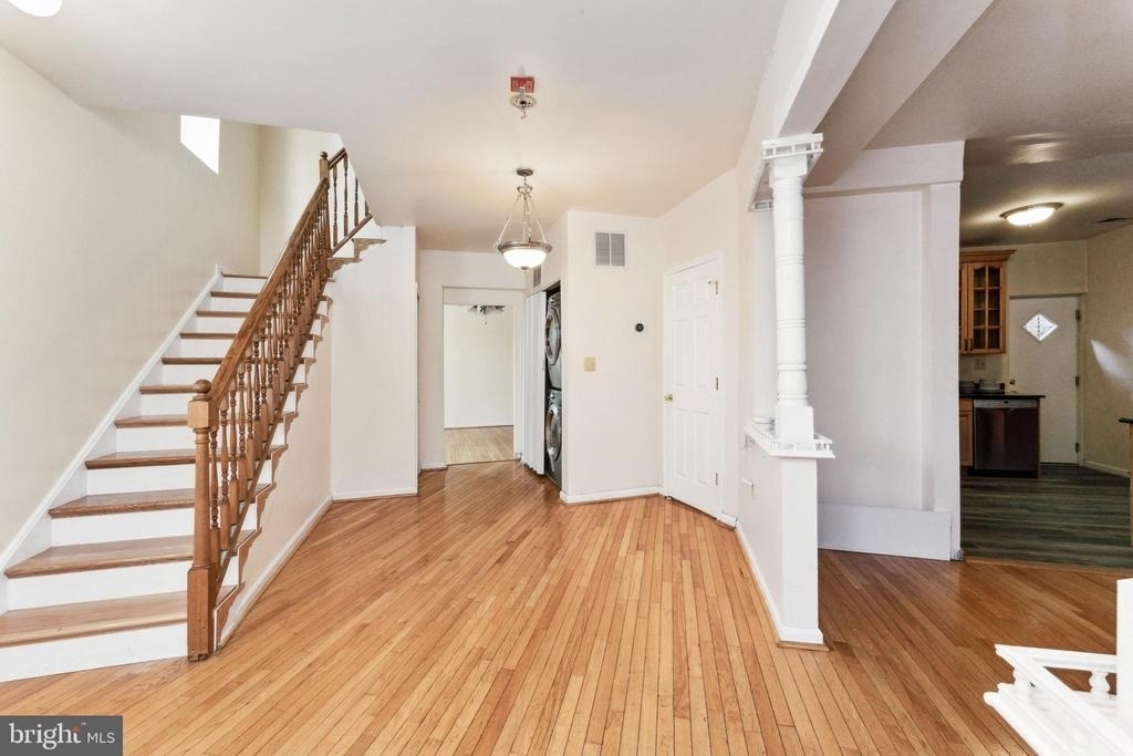 725 Florida Avenue Ne - Photo 1