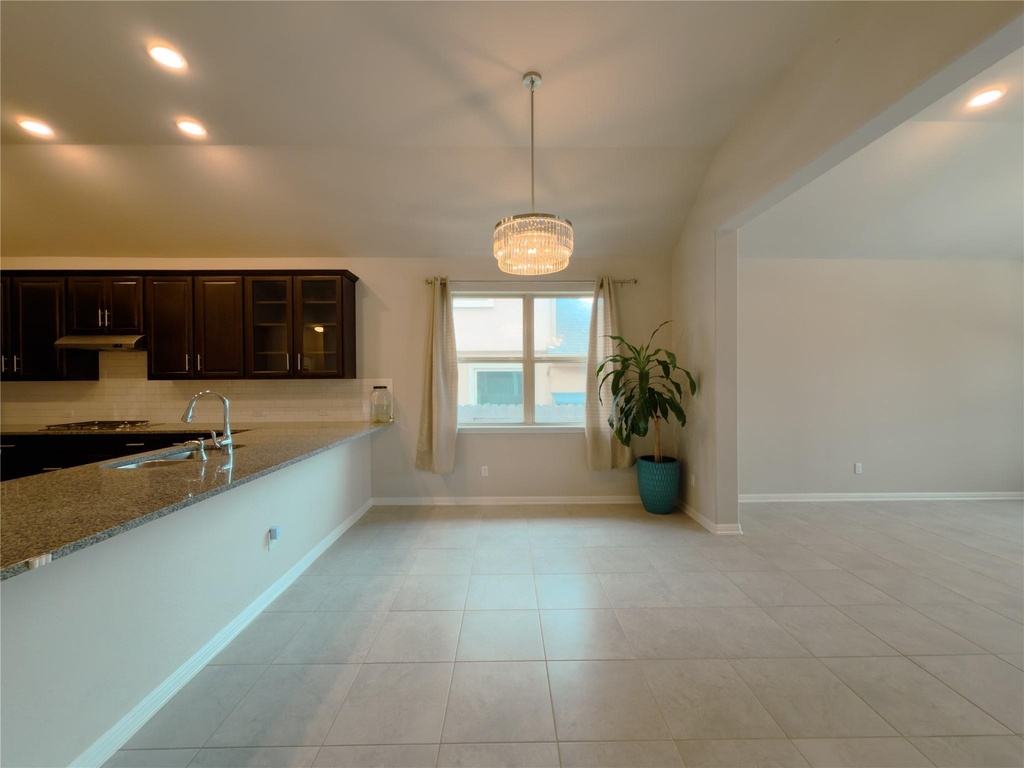 2743 Enza Ct - Photo 10