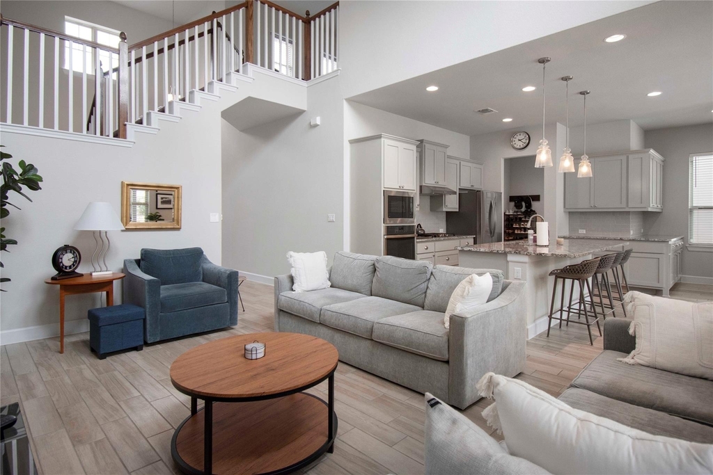 231 Village Oak Dr - Photo 8