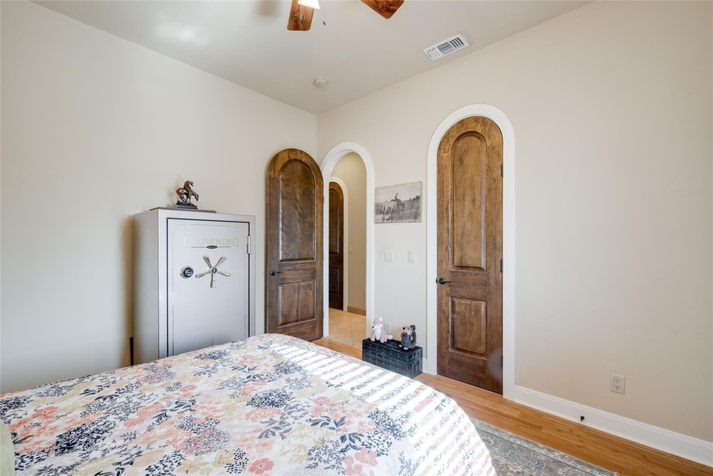 404 Bendito Way - Photo 4