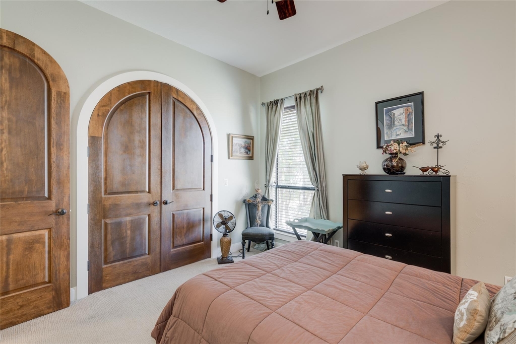 404 Bendito Way - Photo 5