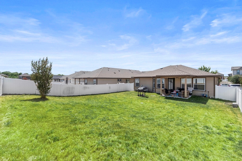 18329 Cumberland Gap St - Photo 22