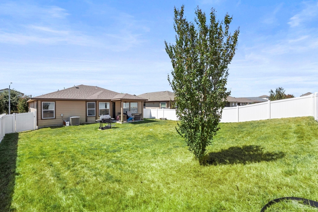 18329 Cumberland Gap St - Photo 23