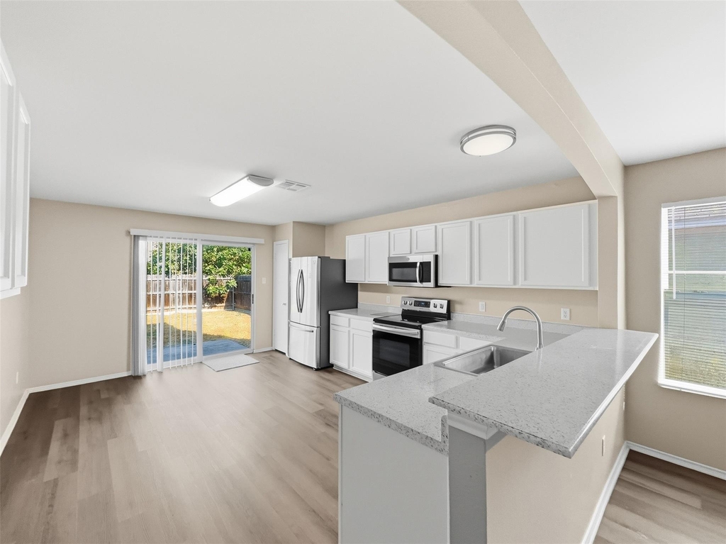 3112 Crownover St - Photo 8