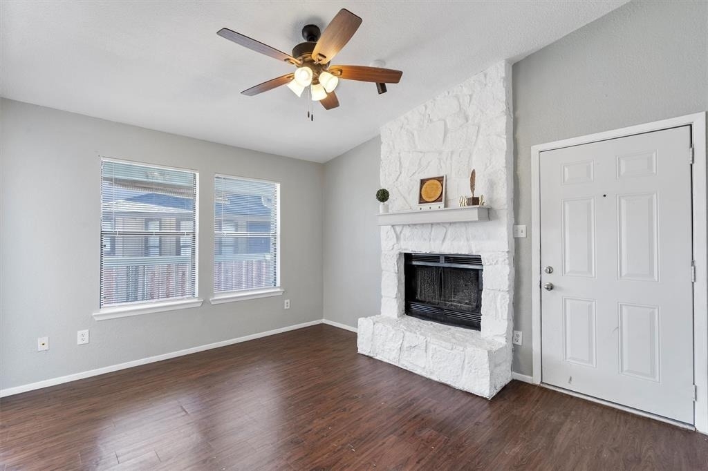 1703 Rawhide Loop - Photo 2