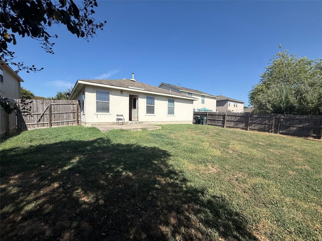 241 Carriage Way - Photo 16
