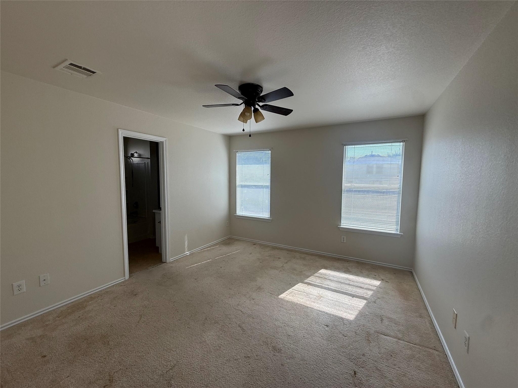 241 Carriage Way - Photo 9