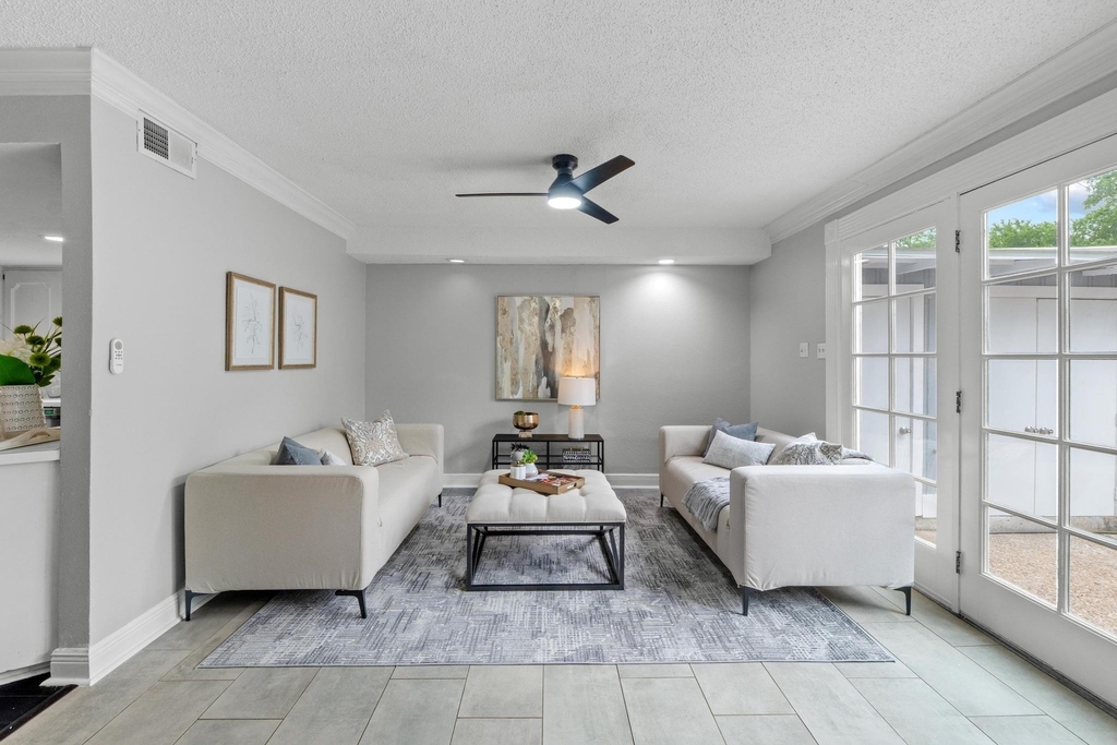 6109 Bullard Dr - Photo 9