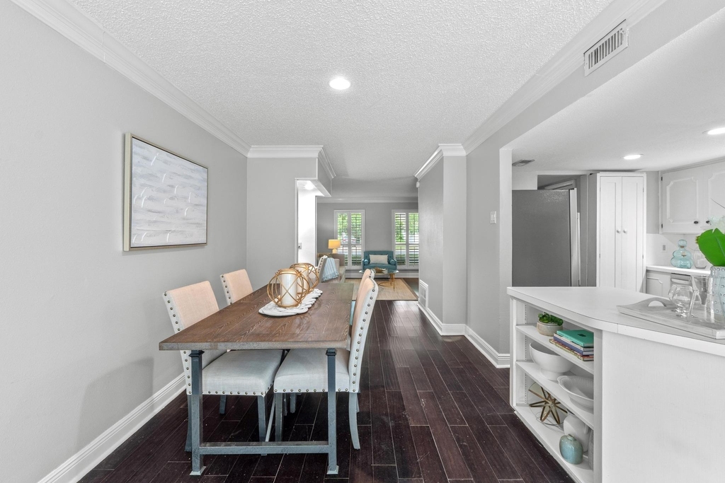 6109 Bullard Dr - Photo 12