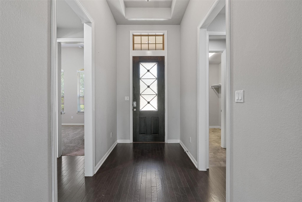 404 Miracle Rose Way - Photo 2