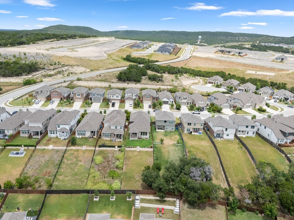 8009 Copper Prairie Bnd - Photo 34