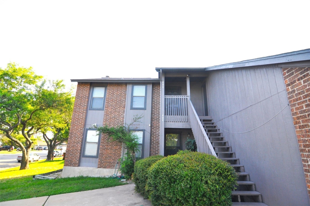 400 Rawhide Loop - Photo 0