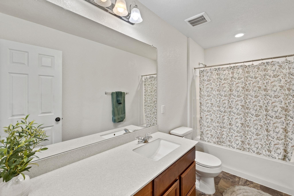 2950 E Old Settlers Blvd - Photo 19