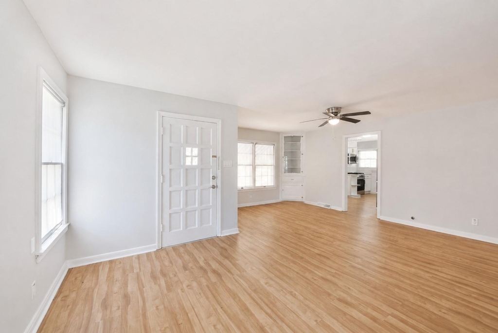 1008 Milam Pl - Photo 5