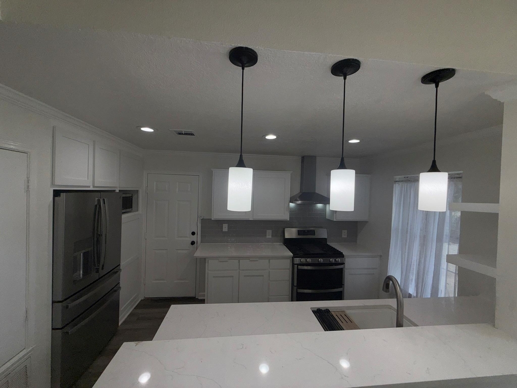 5807 Teri Rd - Photo 5