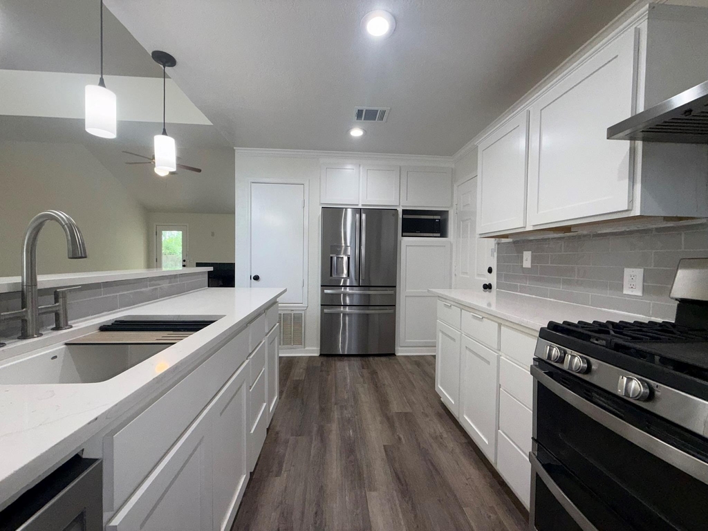 5807 Teri Rd - Photo 7