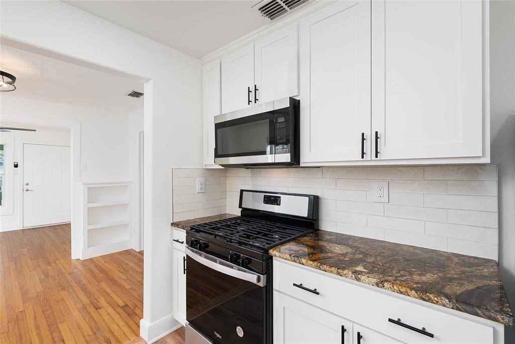 3103 E 16th St - Photo 14