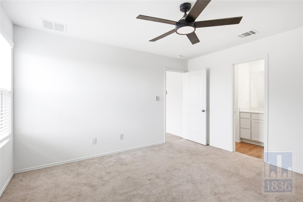 612 Clear Sky Dr - Photo 9