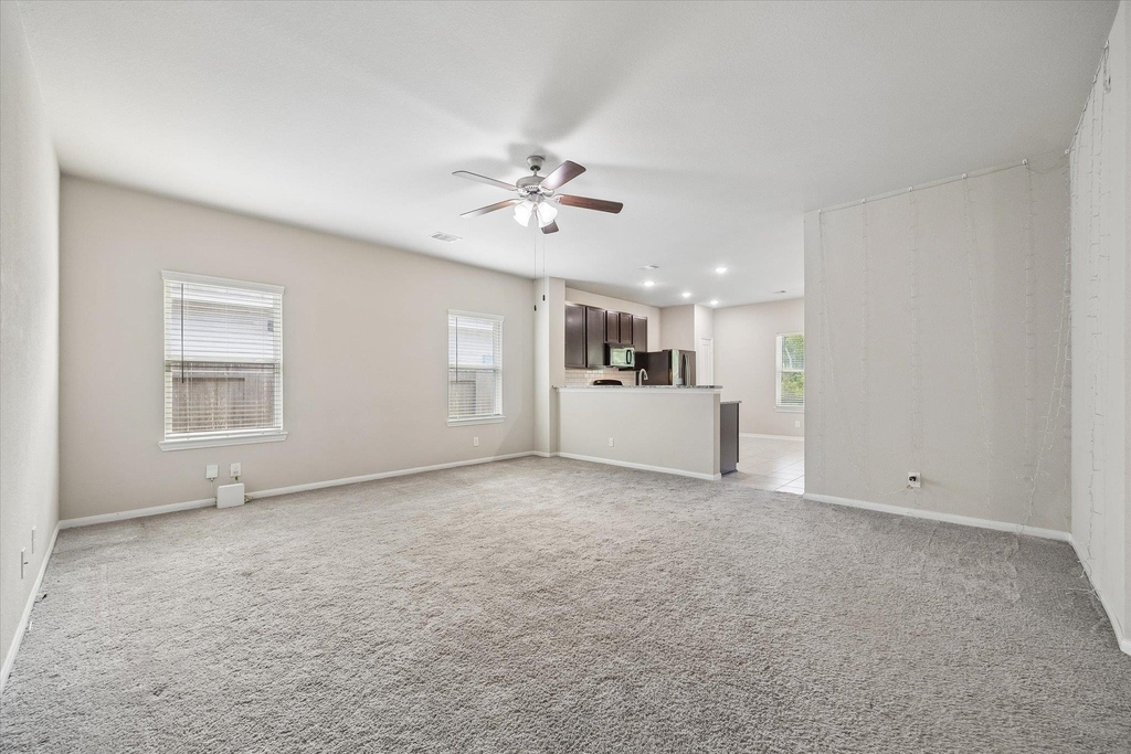 4907 Fairwater Ct - Photo 5