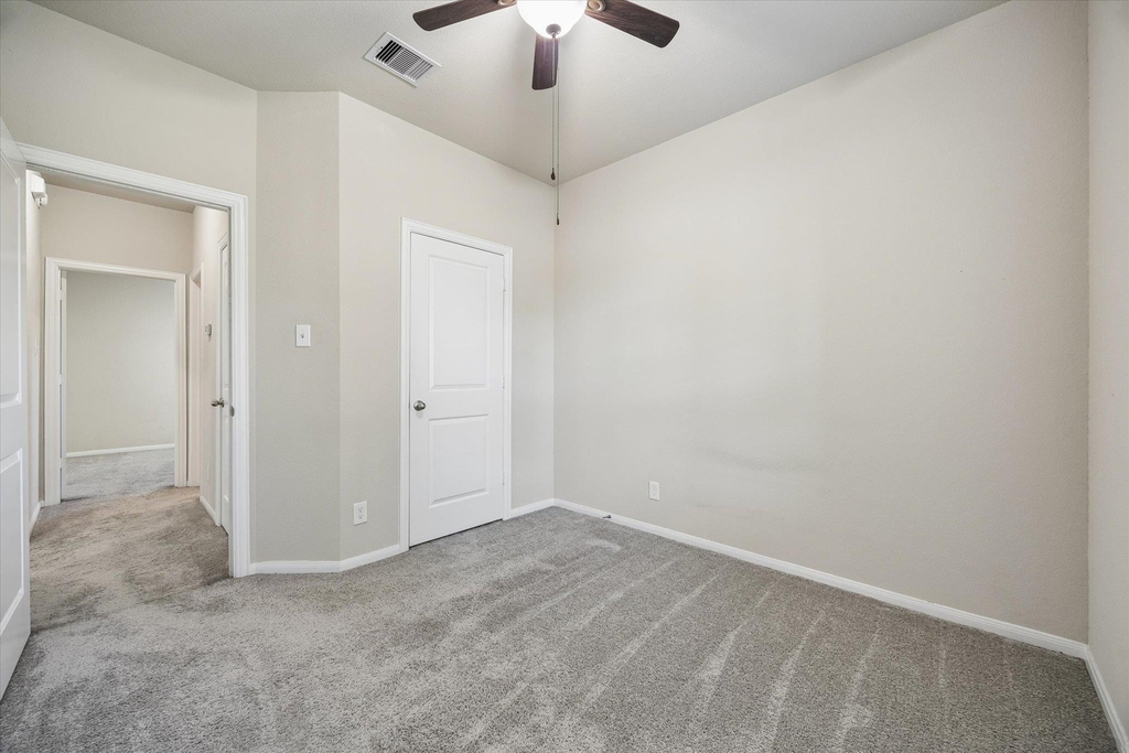 4907 Fairwater Ct - Photo 20