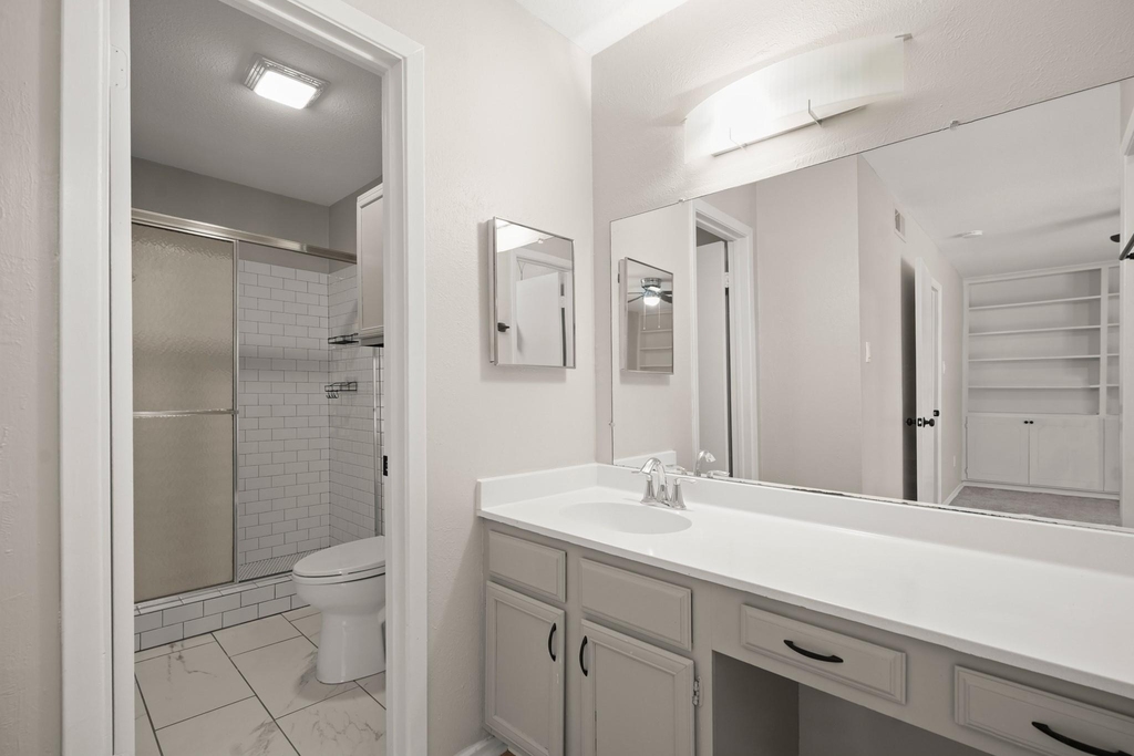 4159 Steck Ave - Photo 15