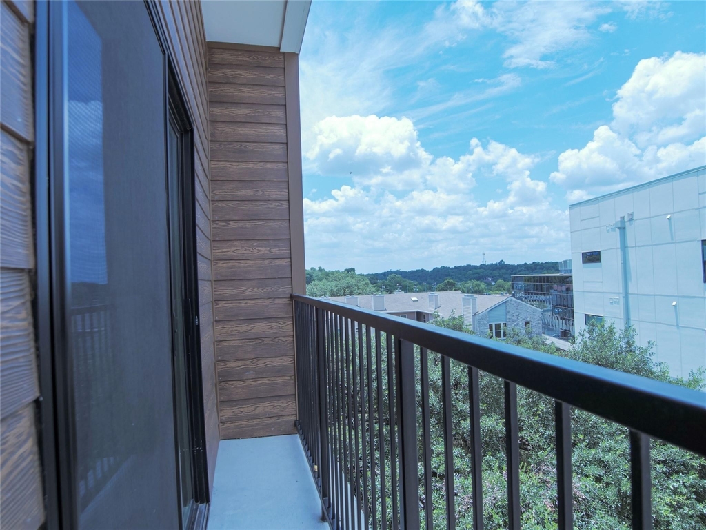 2500 Longview St - Photo 15