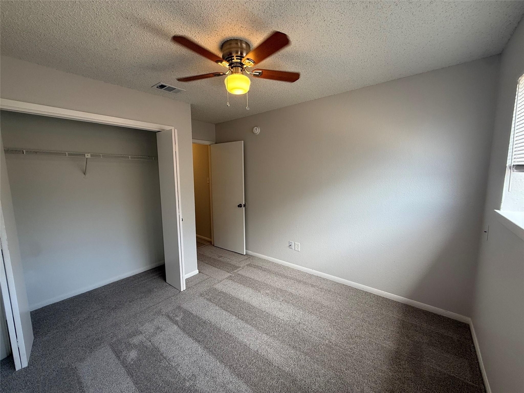 8909 Schick Rd - Photo 10