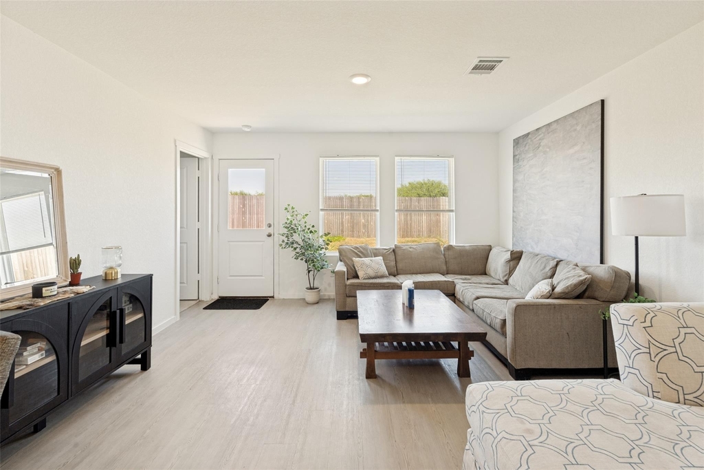 3326 Noir Ln Ln - Photo 6