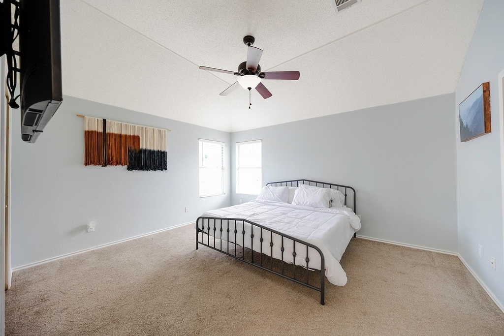 1704 Verbena Way - Photo 11