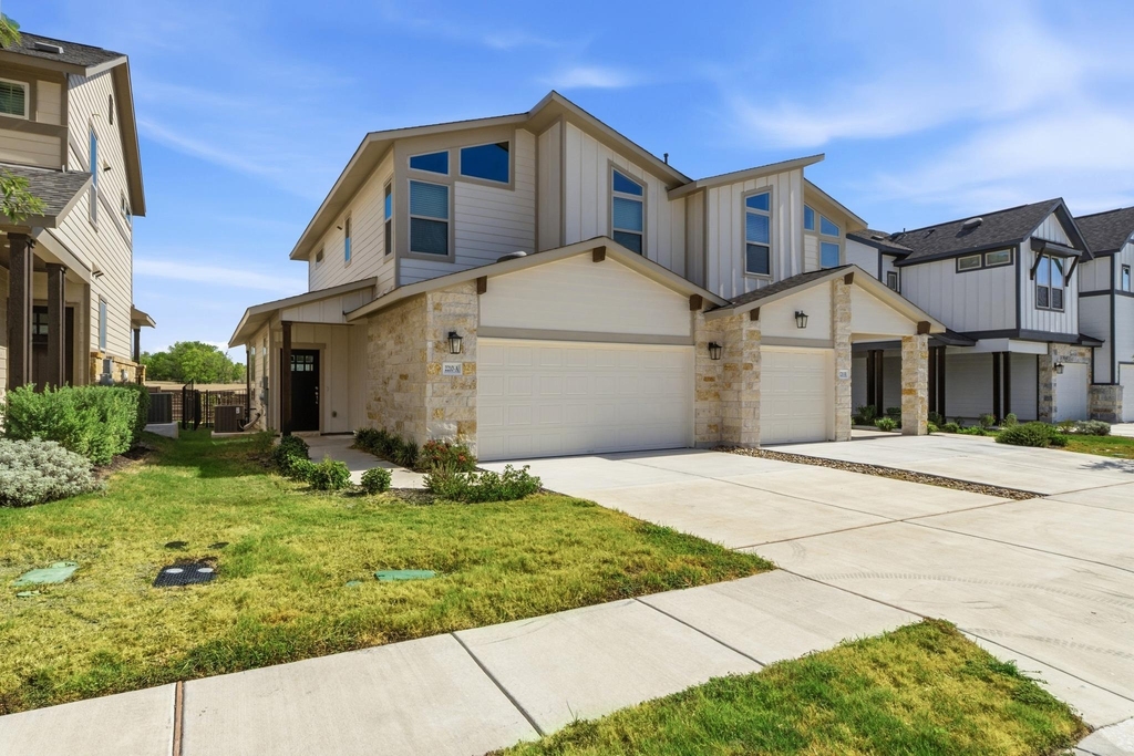 2210a Cornfield Dr - Photo 1