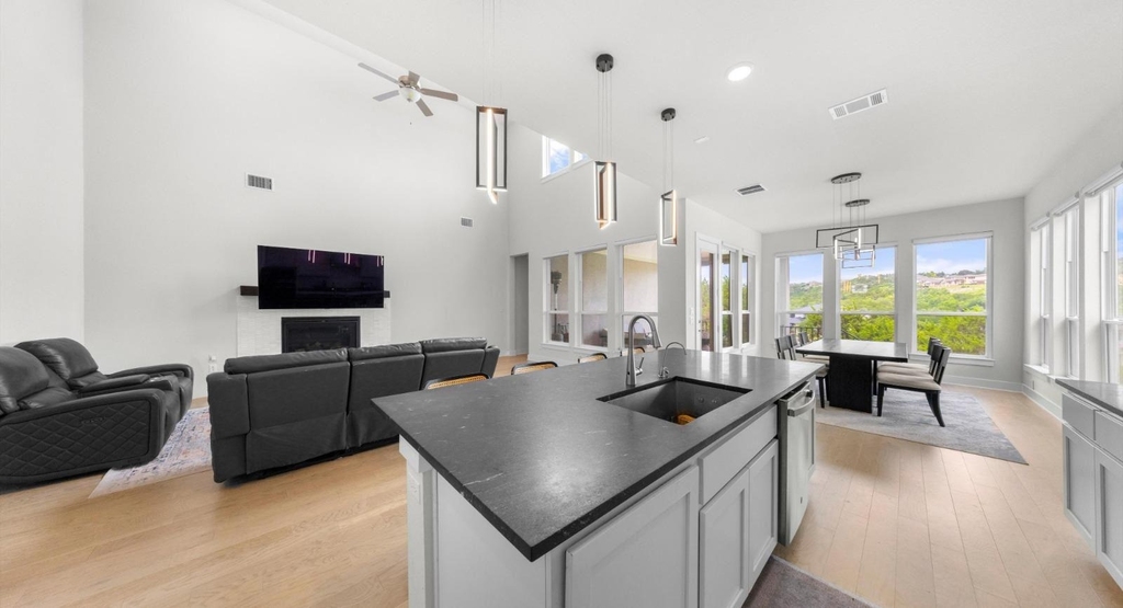 908 Siena Sunset Rd - Photo 3