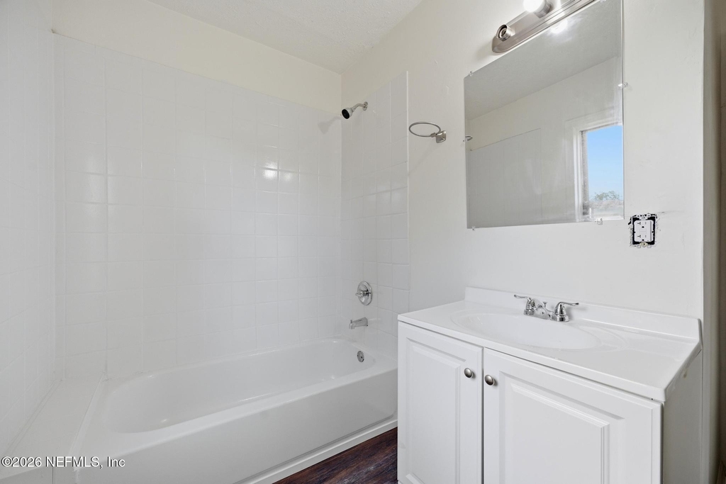 920 George Circle - Photo 14