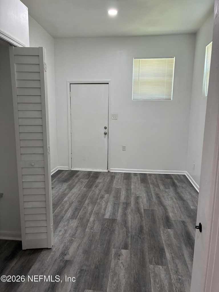 645 Allen Lane - Photo 22