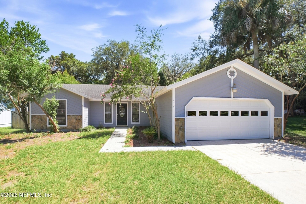 515 Fox Hollow Lane - Photo 0