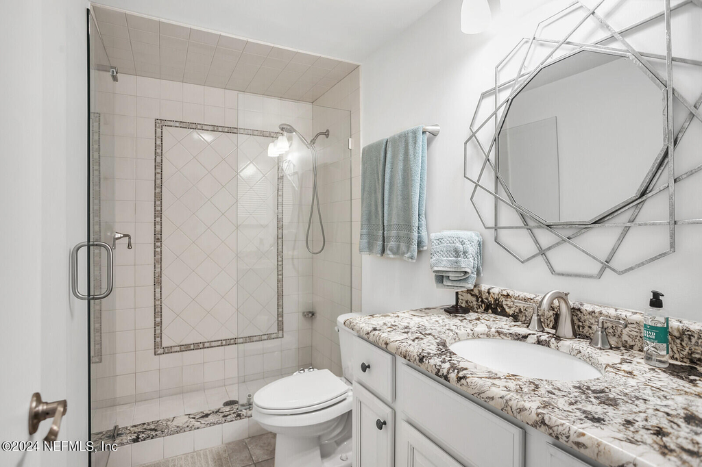 823 Spinnakers Reach Drive - Photo 6
