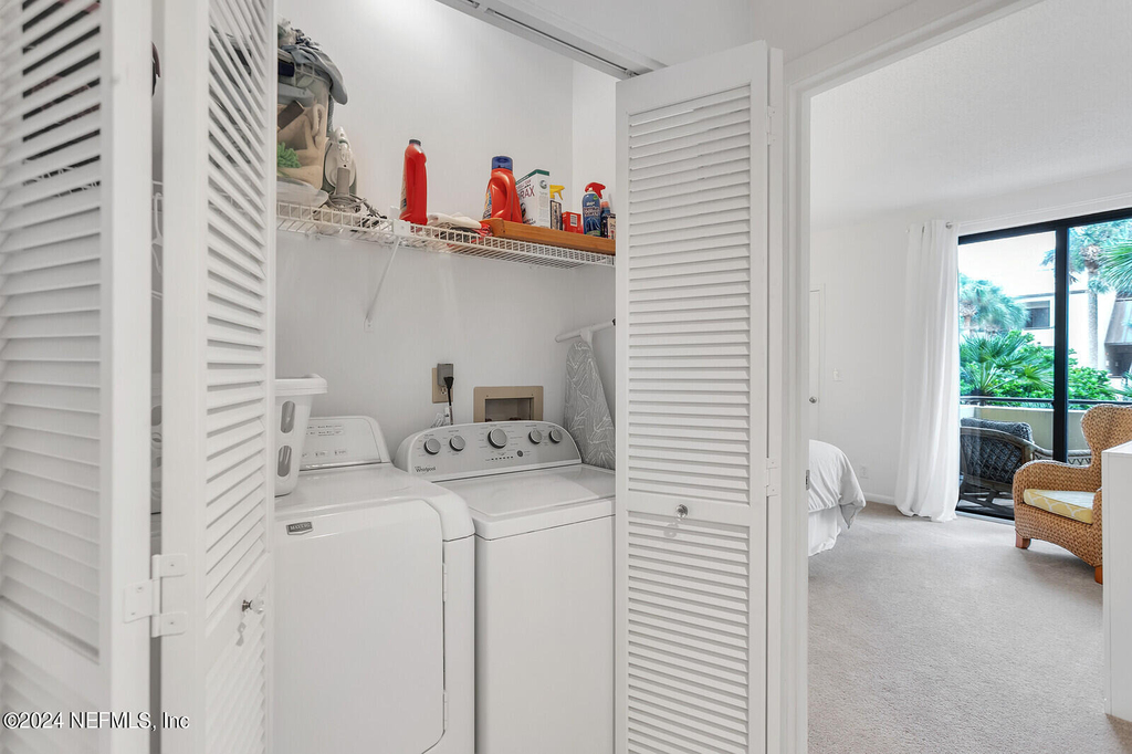 823 Spinnakers Reach Drive - Photo 11