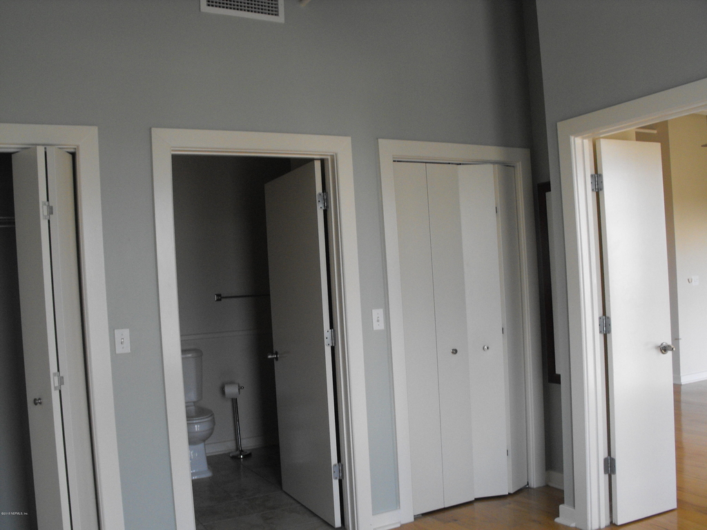 1661 Riverside Avenue - Photo 28