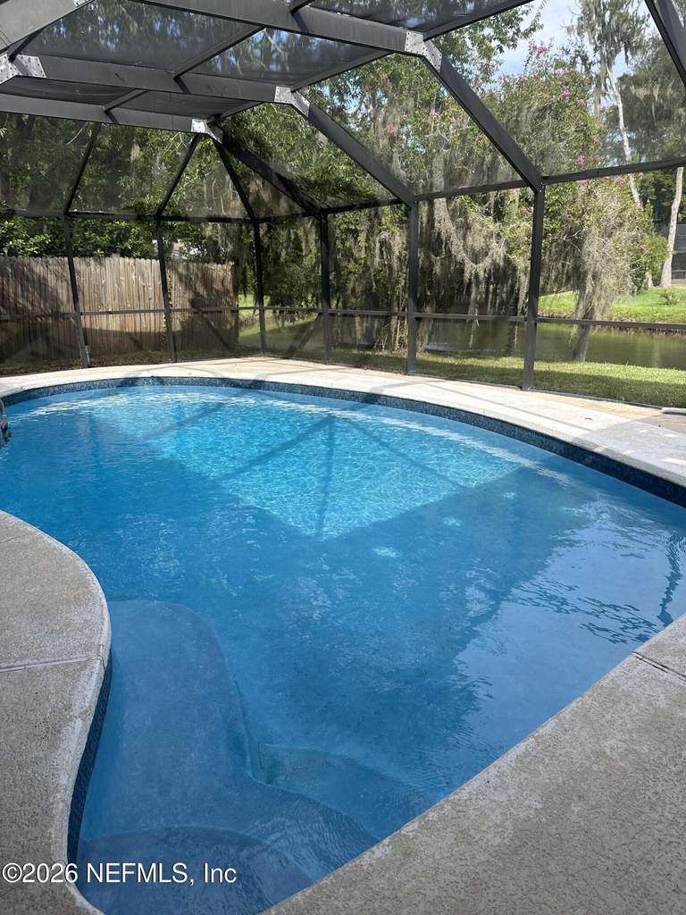 112 Granada Lane - Photo 7