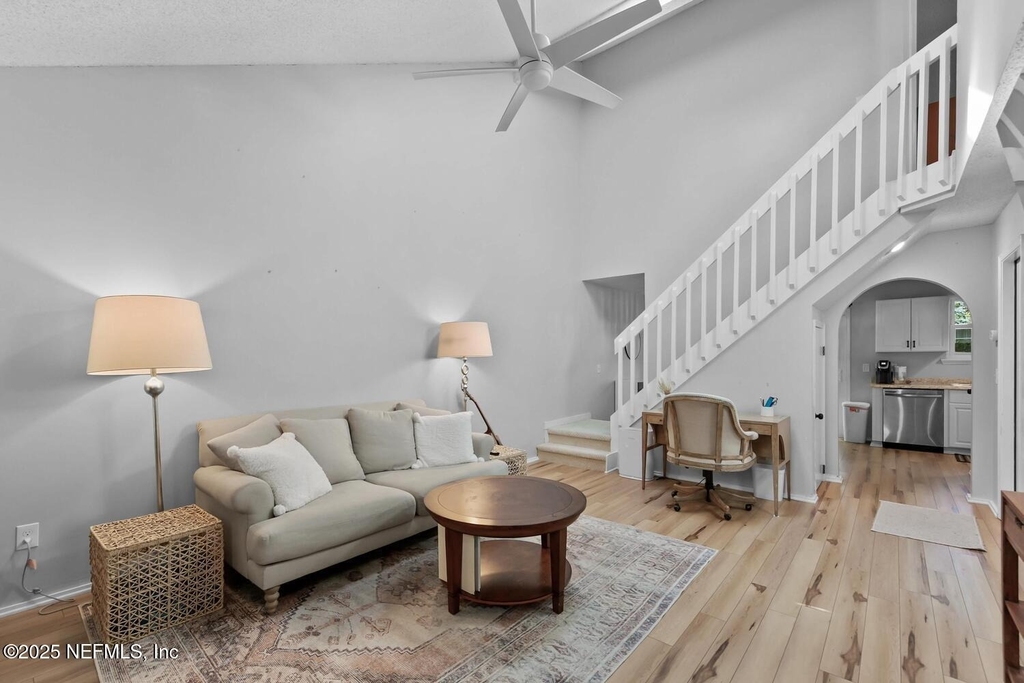 7714 Greenwich Court W - Photo 4